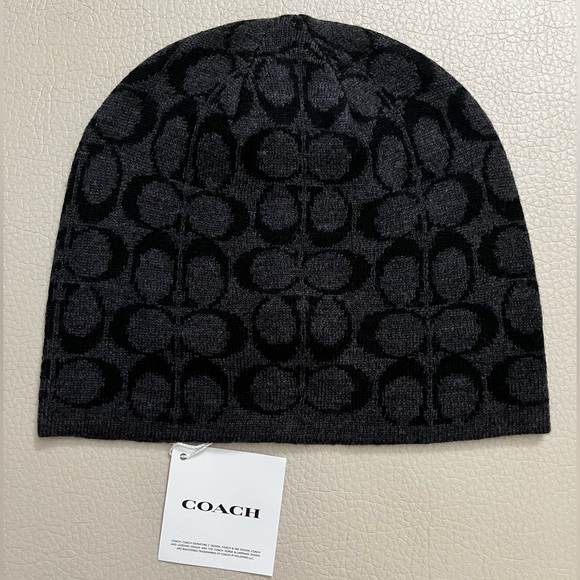 NWT - COACH Unisex Logo Wool Blended Beanie - Picture 1 of 2